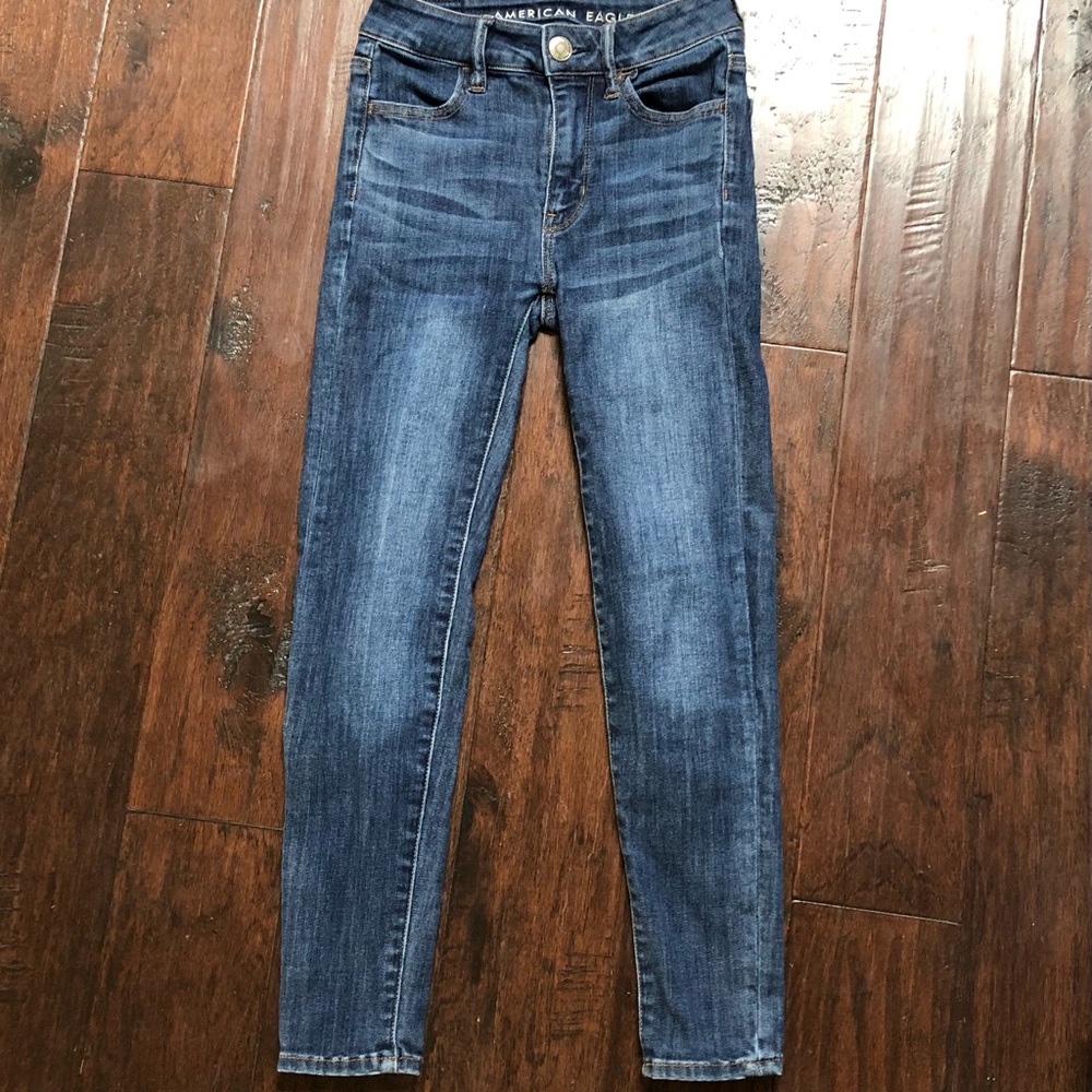 American Eagle High Waisted Skinny Jean